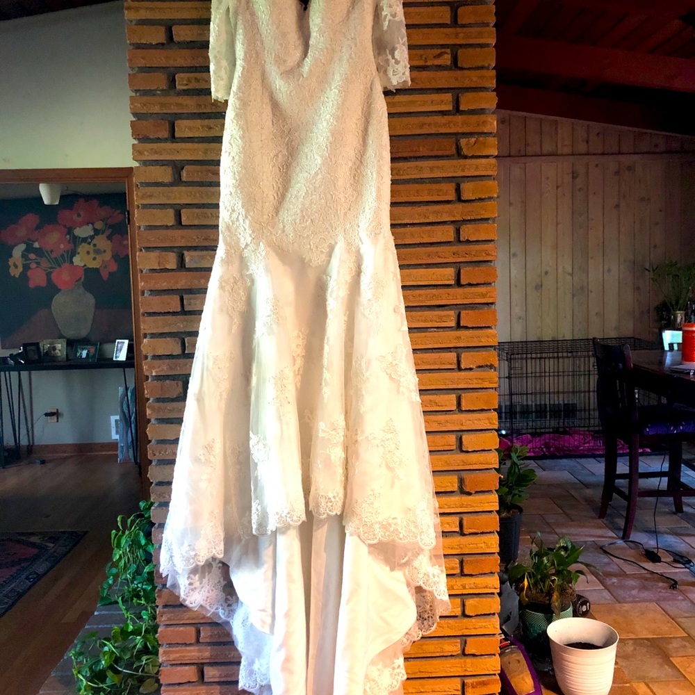 Wedding dress